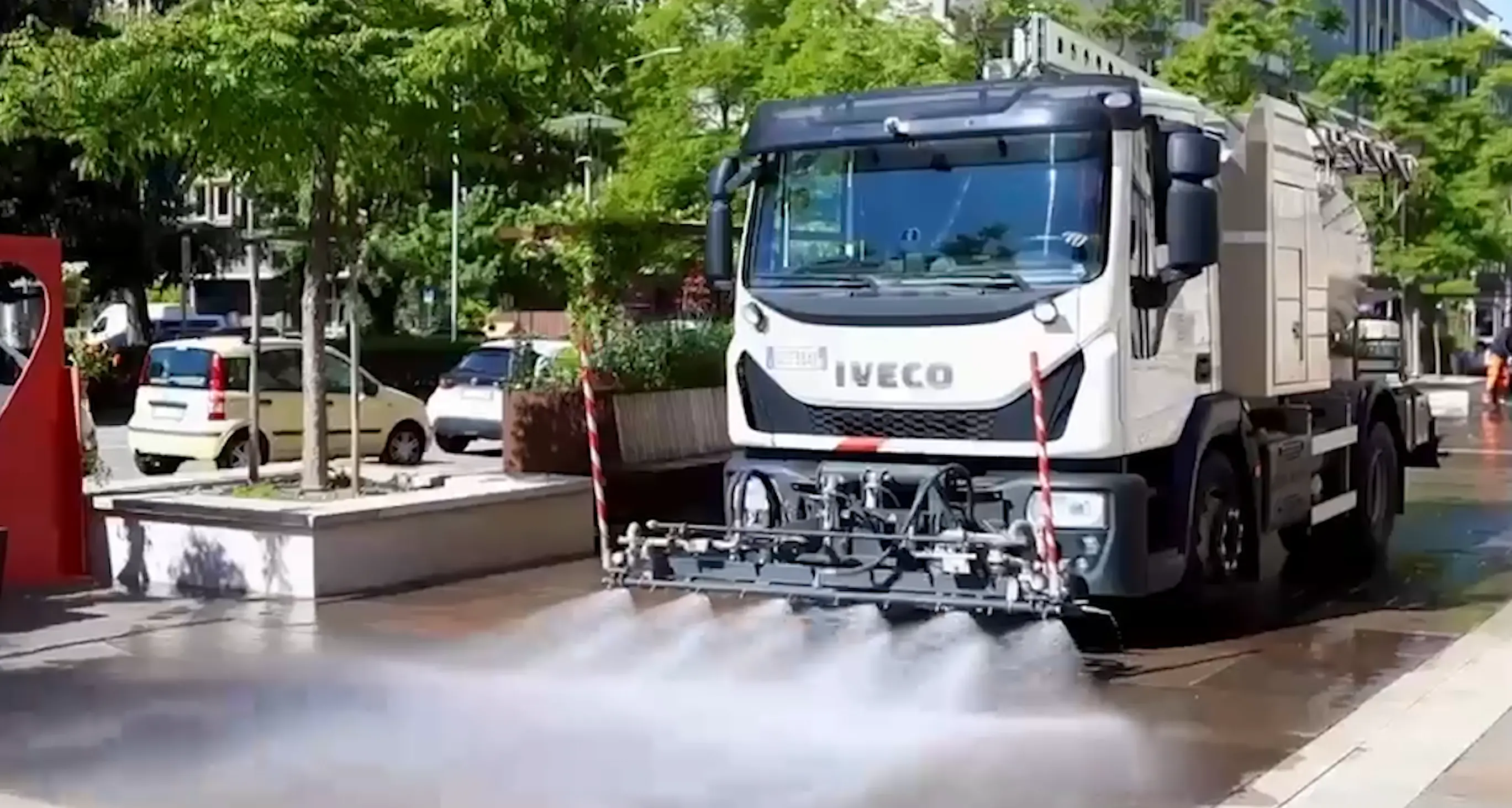 Piazze più pulite e più vivibili: il piano Seab per una città più vivibile