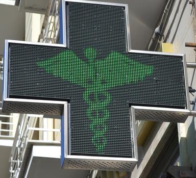 'Cuore in farmacia', la campagna per valutare il rischio cardiovascolare nelle donne