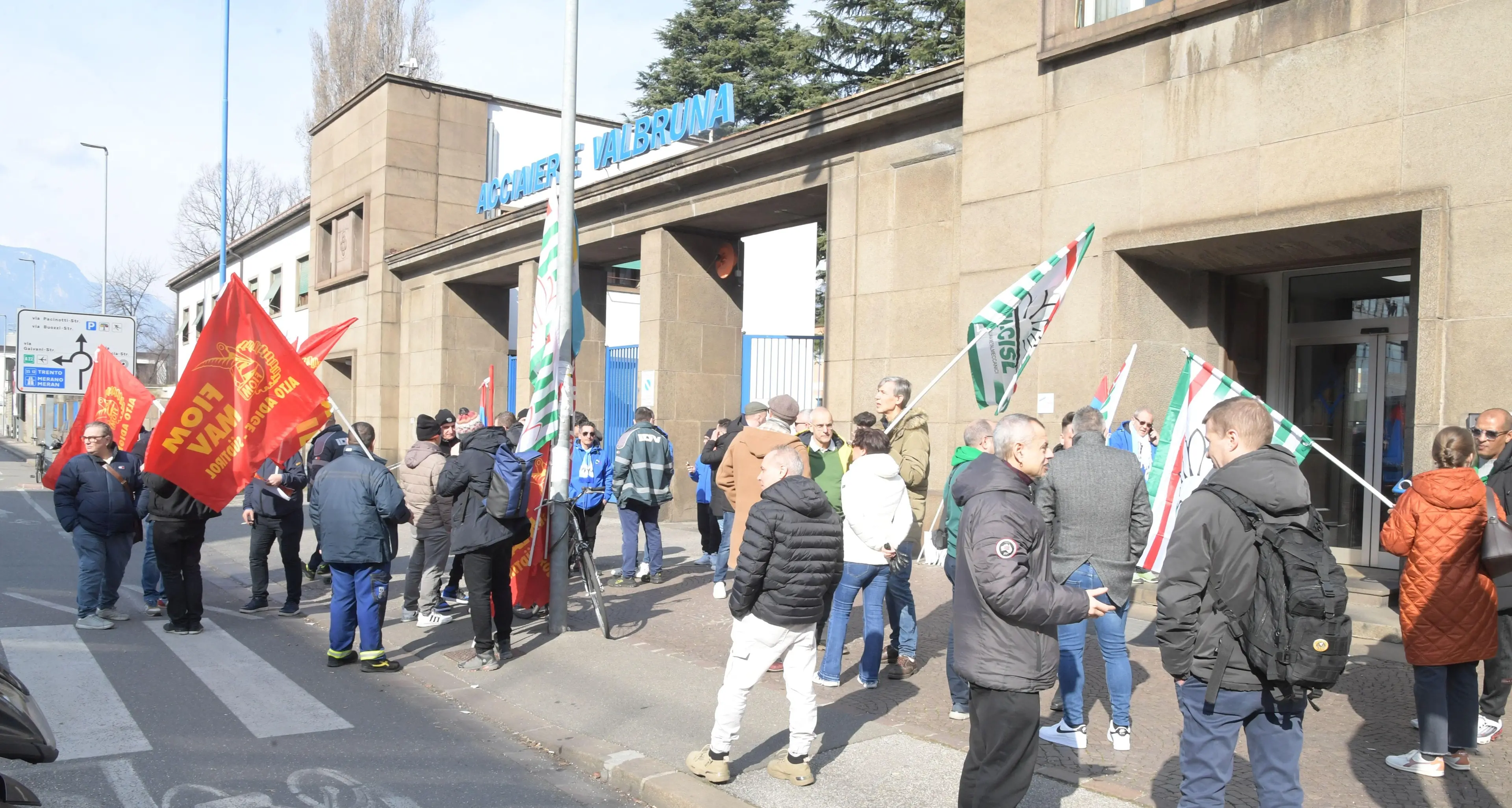 Valbruna, Kompatscher: «Lavoriamo bene, fiducia sul futuro»