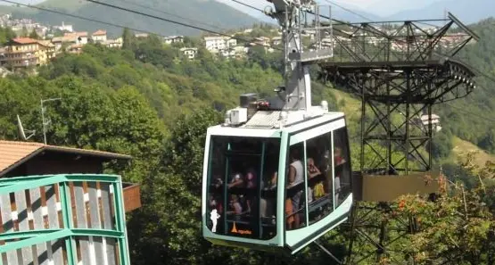 Scatta sensore di allerta, funivia Selvino sospesa: controlli affidati a una ditta di Bolzano