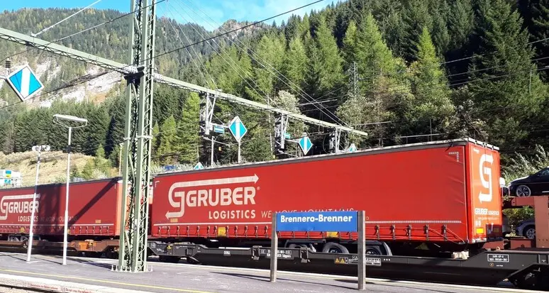 Linea del Brennero chiusa in Austria per una frana