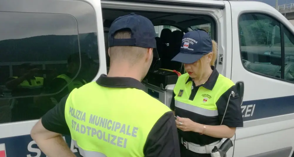 Bolzano, in un anno 1.428 incidenti e 65.346 multe: 6.902 per accesso irregolare alla Ztl