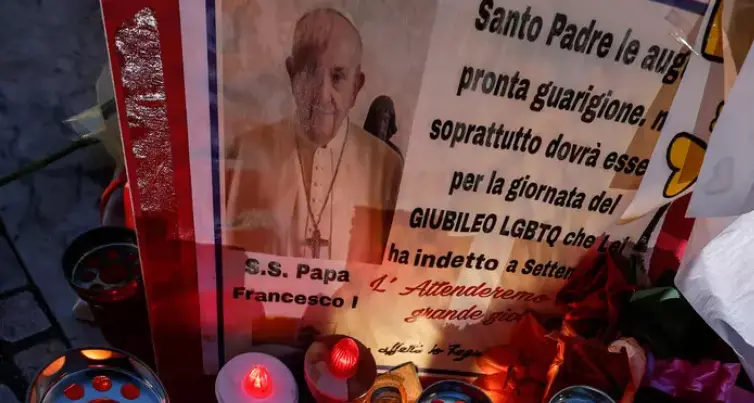I medici hanno sciolto la prognosi per papa Francesco