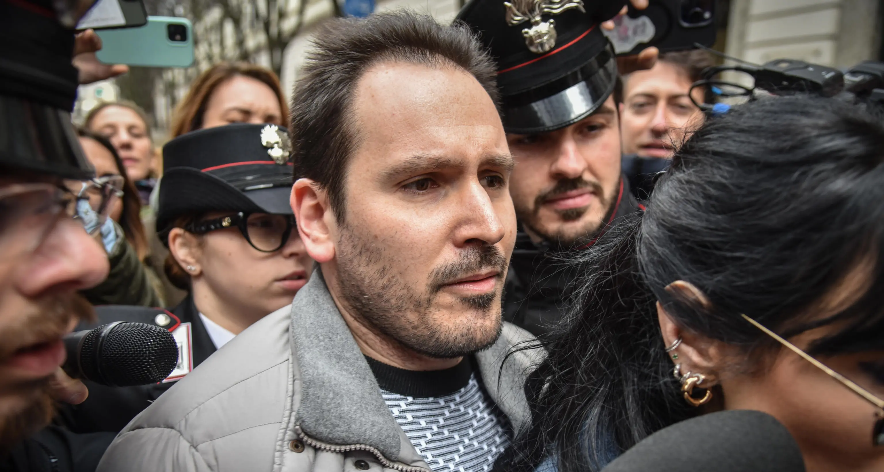 L'avvocato di Sempio: 'Domani non risponderà ai pm'