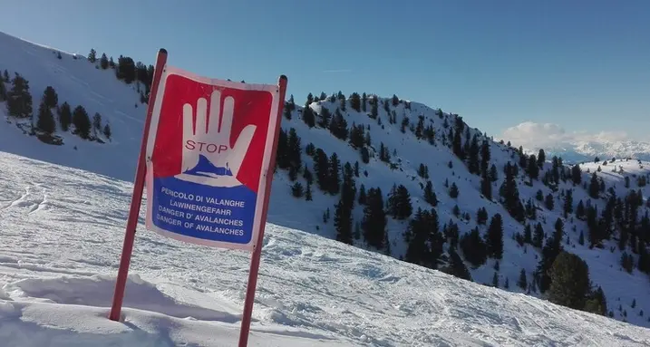 Valanga a St. Anton in Tirolo, sale a tre il bilancio delle vittime