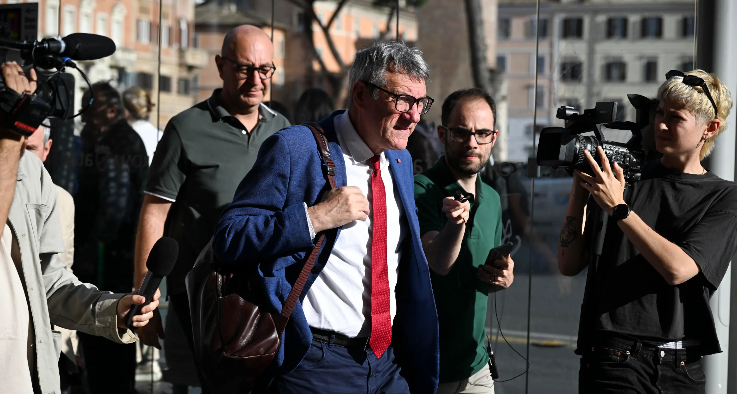 Dl lavoro: relatori, incentivi anche a contratti minori se equivalenti. Ira di Landini