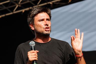 Di Battista, 'sto molto meglio, finalmente sono a casa'