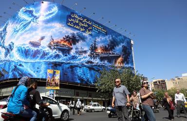 Teheran, 'pronti a infliggere ad aggressori colpi devastanti e imprevedibili'