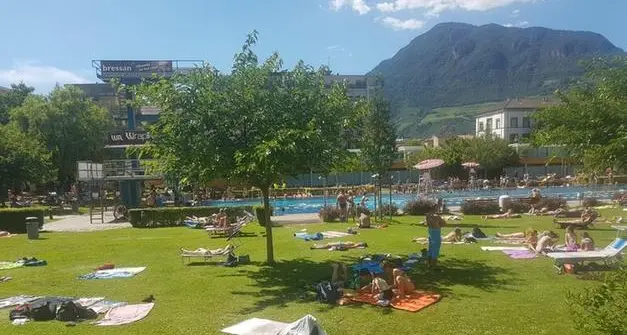 Bolzano, la stagione al Lido comincerà il 17 maggio: prezzi invariati