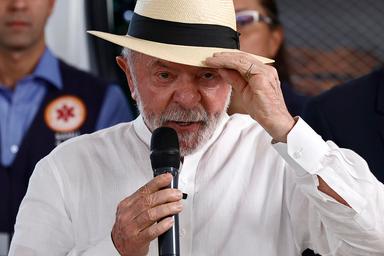 Brasile, Lula resta avanti nei sondaggi in tutti gli scenari di voto