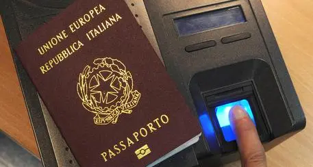L'Ufficio Passaporti della Questura apre in via eccezionale