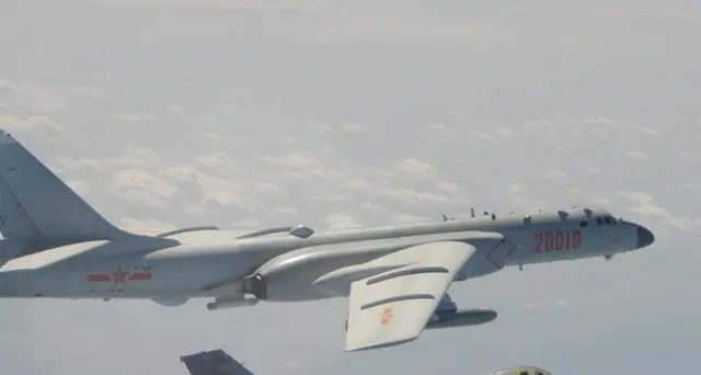 Taiwan: un jet e tre navi militari cinesi intorno all'isola
