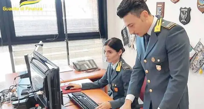 L’indagine sulla maxi-truffa: «Non può aver agito da solo»
