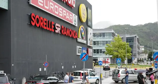 Bolzano, tenta il furto in un camper: arrestato in flagrante