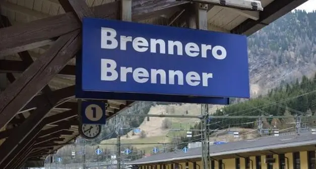 Arrestato al Brennero su un treno senza biglietto e documenti: aveva due mandati di cattura internazionali
