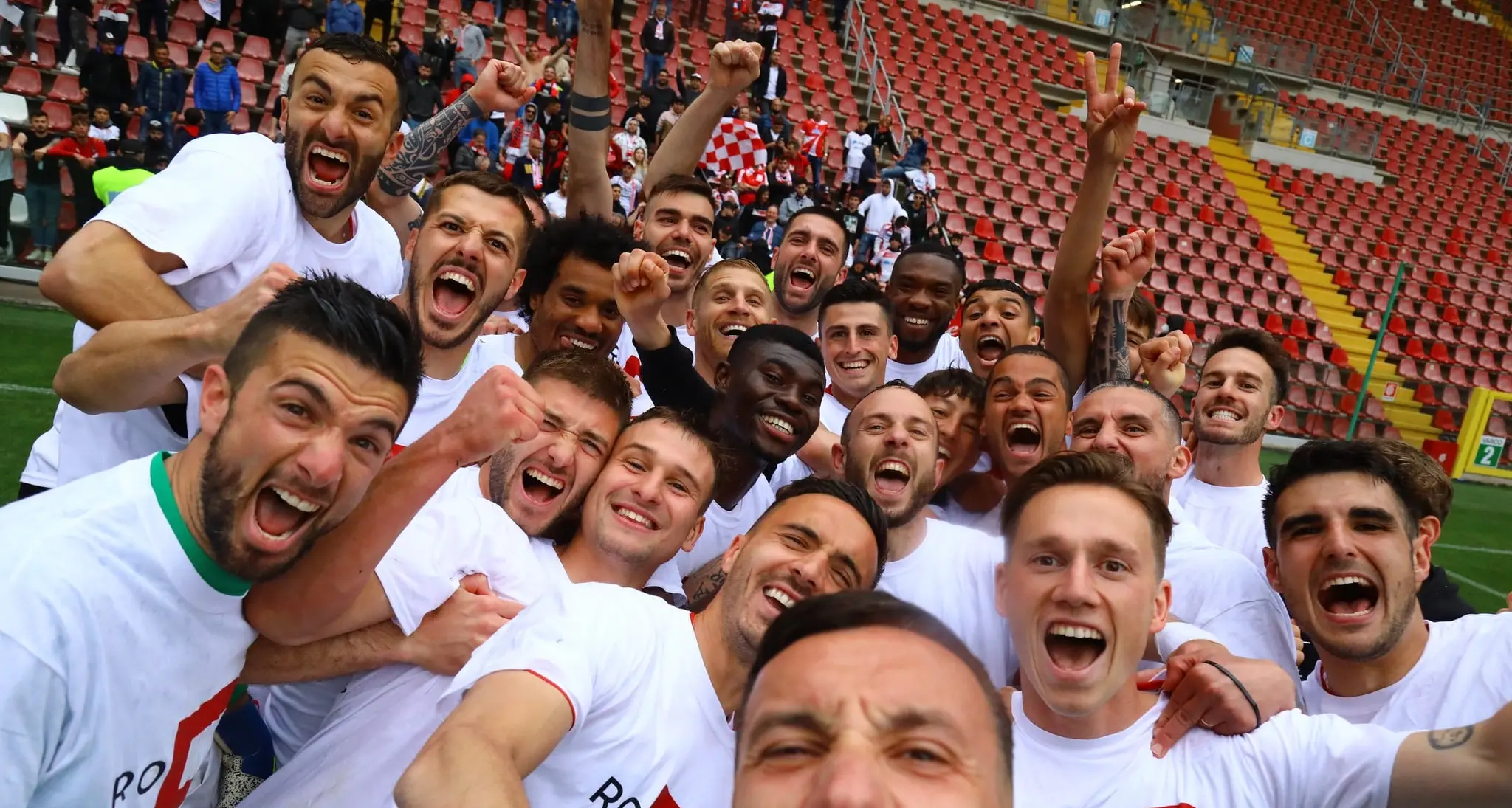 Calcio, dal Trento i complimenti al Südtirol per la promozione