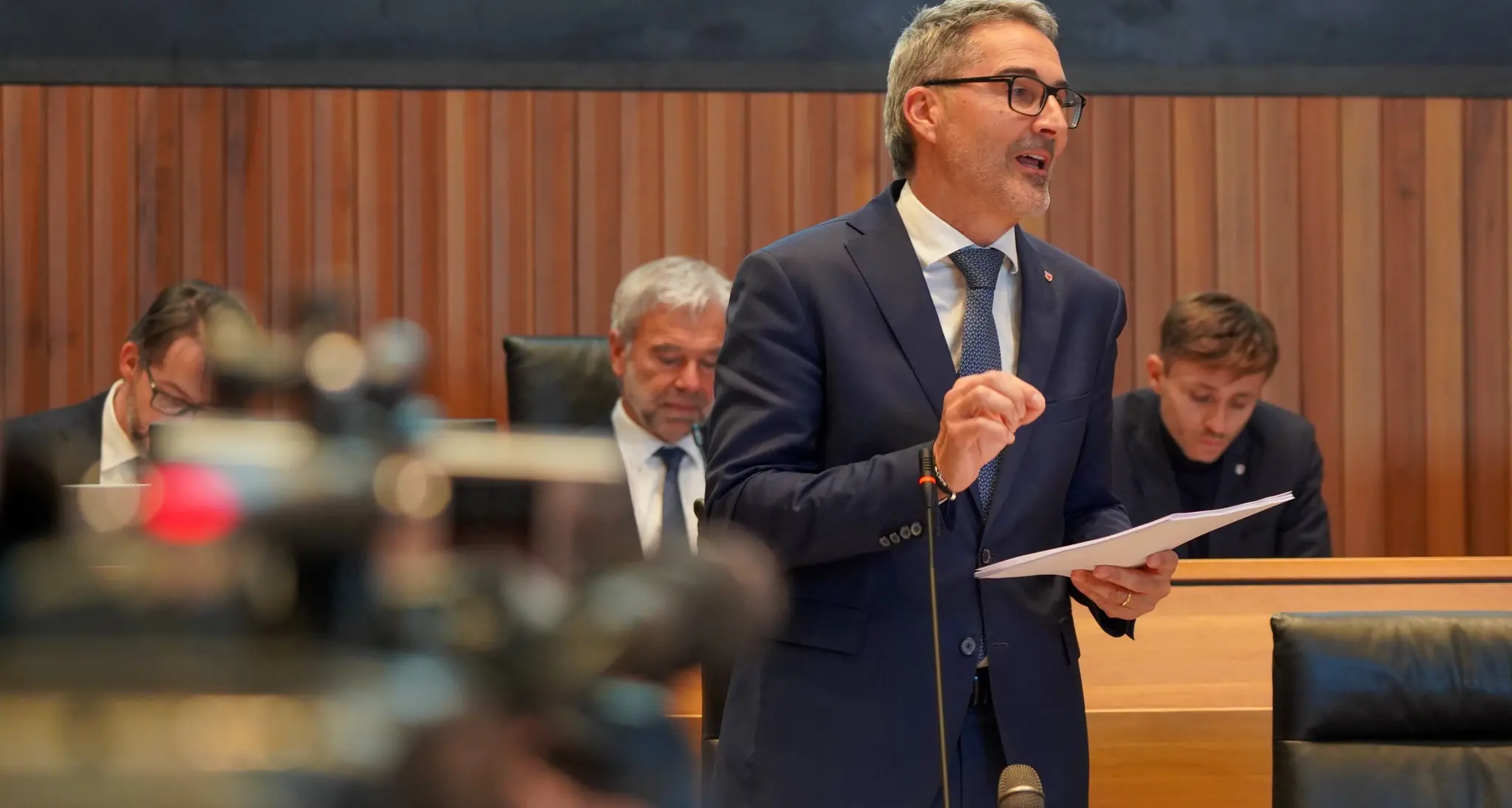 Alto Adige, via libera al bilancio 2026 da 8.808 milioni: più fondi per sociale e sanità