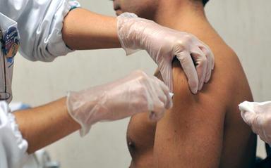 /Vaccinazioni per l'influenza al via, attesa per la sorveglianza