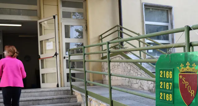 Ballottaggi: chiusi i seggi, riaprono domani alle 7