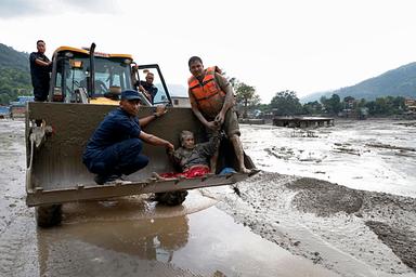 Media cinesi, tre morti e 265 dispersi per la frana in Tibet