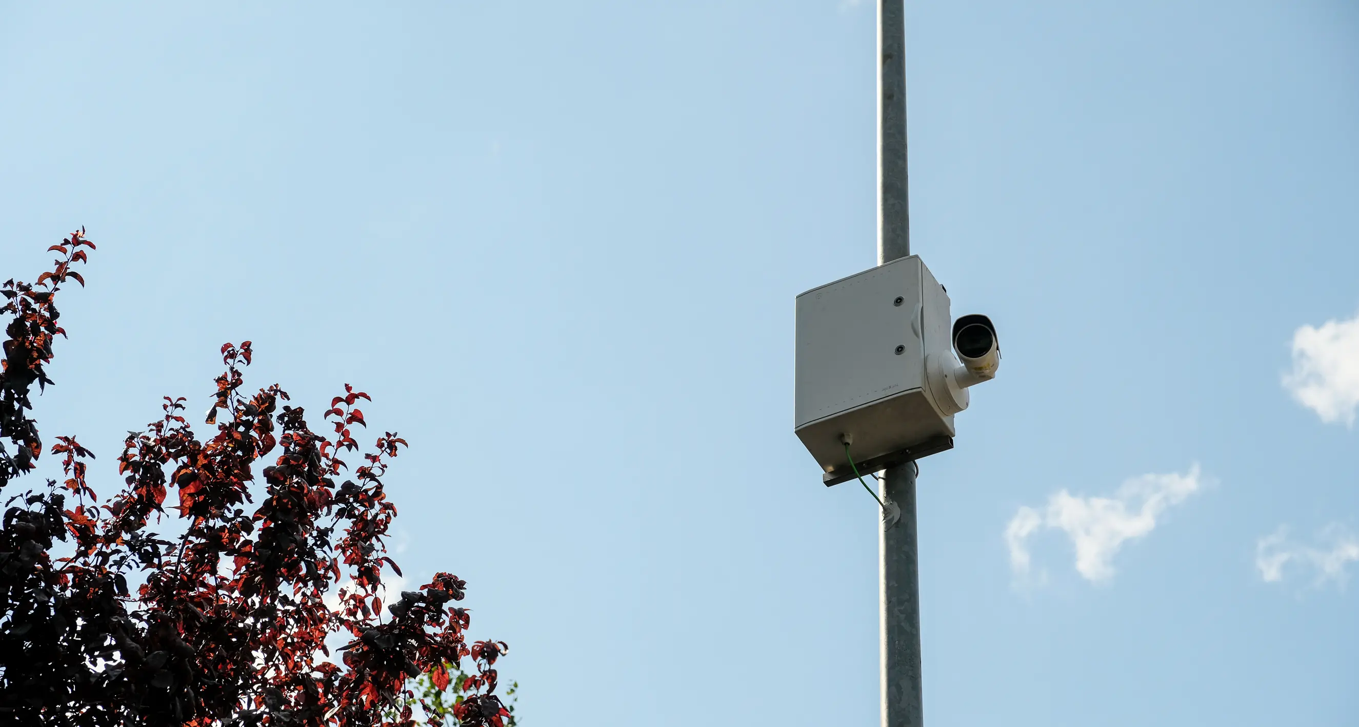 Installate dodici telecamere contro l’abbandono dei rifiuti