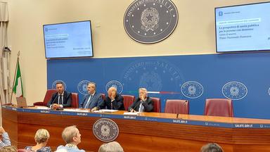 Schillaci, 'verso il nuovo Piano nazionale demenze, in Italia colpiti 1,2 milioni'