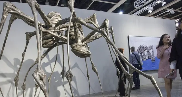 Aste: ragno di Louise Bourgeois batte 2 record da Sotheby's