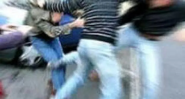Il Südtiroler Jugendring: “Non criminalizzare i giovani a causa di pochi violenti”