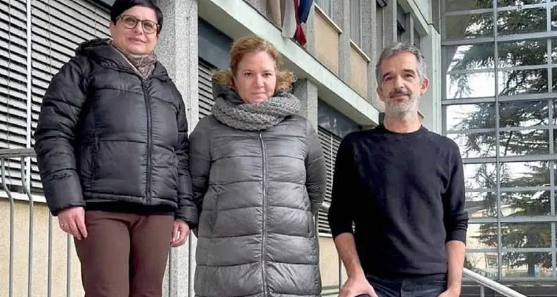 Gli insegnanti: «Siamo delusi perché la nostra scuola plurilingue non si farà più»