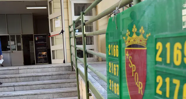 Ballottaggi: aperti alle 7 i seggi, si vota fino alle 15