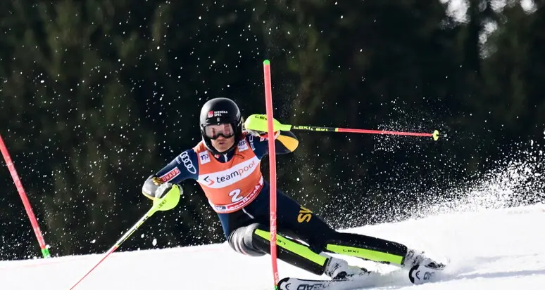 Sci: Larsson in testa nello slalom di Saalbach, Shiffrin seconda. La trentina Peterlini diciottesima dopo la prima manche