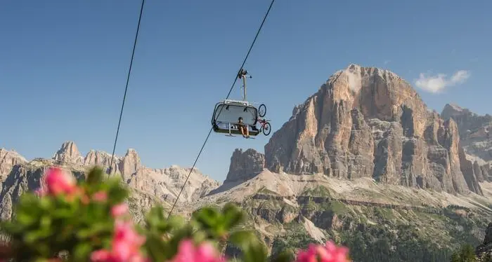 Sulle Dolomiti aperti 122 impianti di risalita per l’estate green