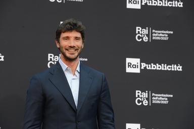 De Martino, 'i Maneskin in caso di riunione sono invitati a Sanremo'