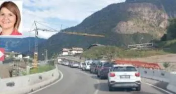 Bronzolo, auto a folle velocità in paese per “tagliare” le code in Statale