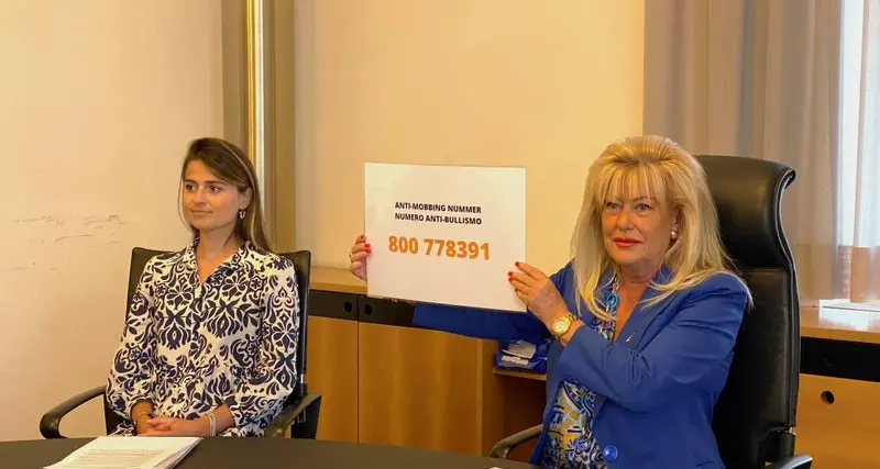 \"Sempre al tuo fianco\": 800778391 è il nuovo numero anti-bullismo per bambine, bambini e adolescenti altoatesini