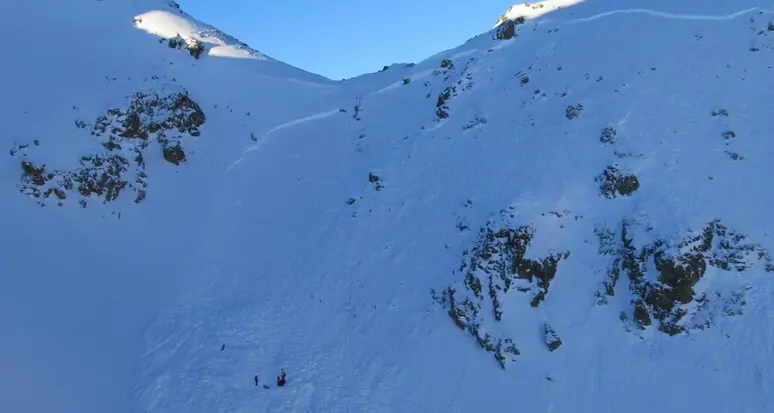 Valanga in Tirolo, uno scialpinista morto e due dispersi