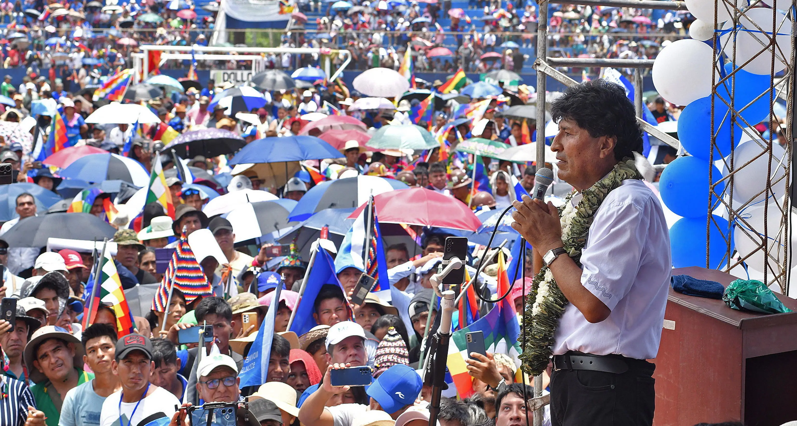 Bolivia, Morales: 'mi vogliono eliminare dalle presidenziali'