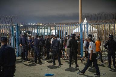 Madrid, '25.000 migranti già rientrati in Marocco da Ceuta, 150 al minuto'