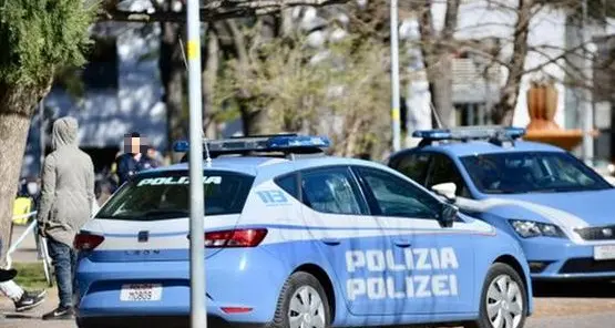 Furti ed estorsioni a Bolzano, accompagnato alla frontiera cittadino rumeno violento