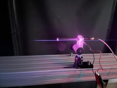 La prima antenna laser che trasmette onde radio