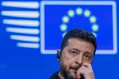 Zelensky, 'se cadiamo ci saranno 20 milioni di profughi in Europa'