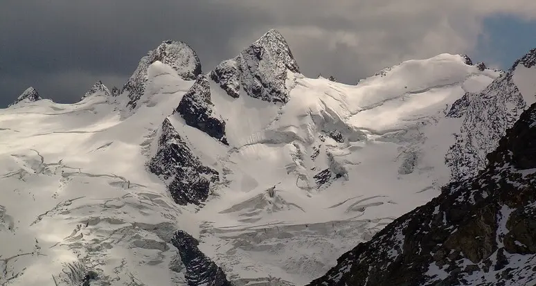 Clima, Grimaldi (AVS): “Il governo si è accorto delle Alpi senza neve?”