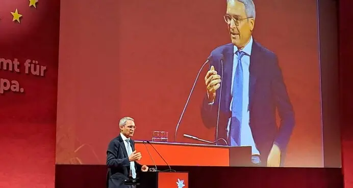 Svp, il nuovo Obmann Steger: «Il partito è un’autostrada a più corsie ma con il guardrail»