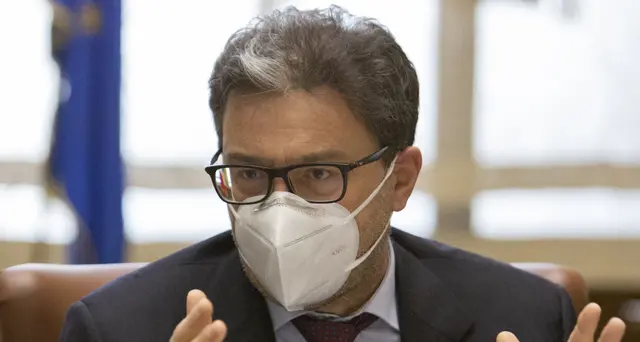 A.Mittal: Giorgetti, serve aggiornamento piano industriale