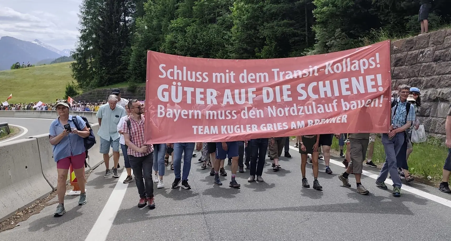 Riaperta la A22, il Land Tirolo: «Protesta riuscita, traffico sotto controllo»