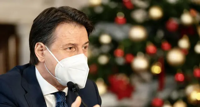 Conte, escludiamo vaccinazione obbligatoria