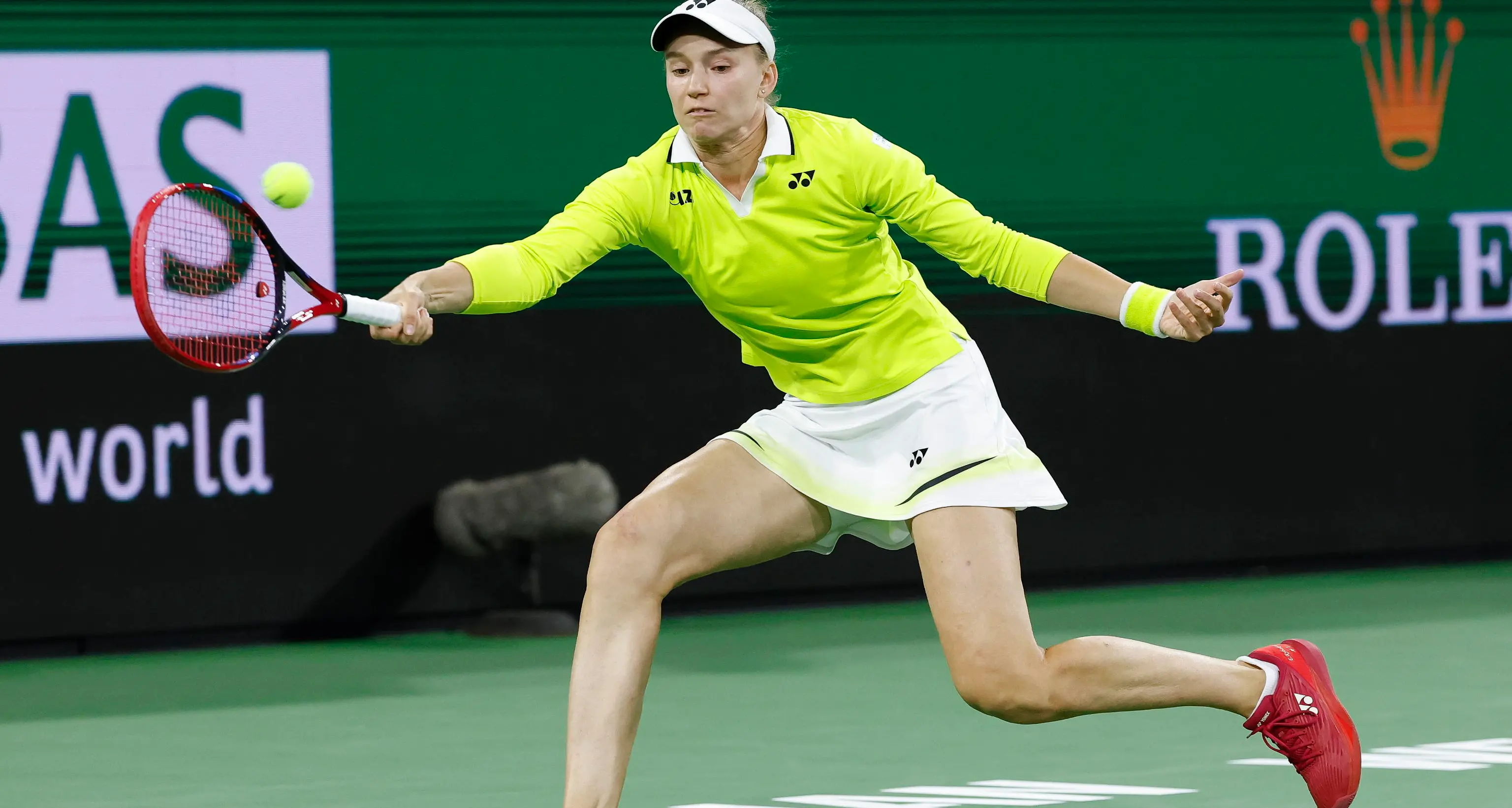 Tennis: Rybakina conquista l'accesso alla finale di Indian Wells