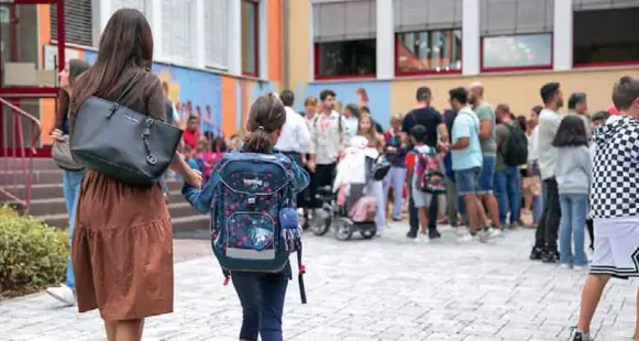 Scuola, ci sono 690 cattedre vacanti: «Mancano docenti di tedesco»