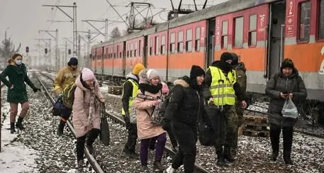 Ucraina: dalla Fondazione Carispa Bolzano 200.000 euro per aiuti alla popolazione
