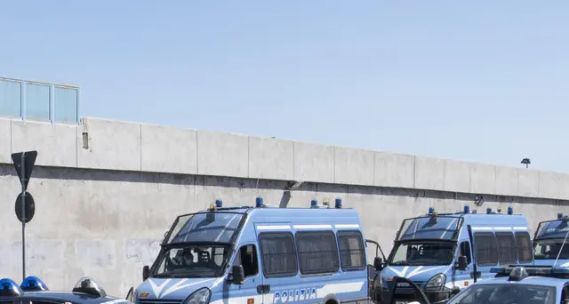 Carceri:Rampelli,vicini ad agenti,Lamorgese intervenga
